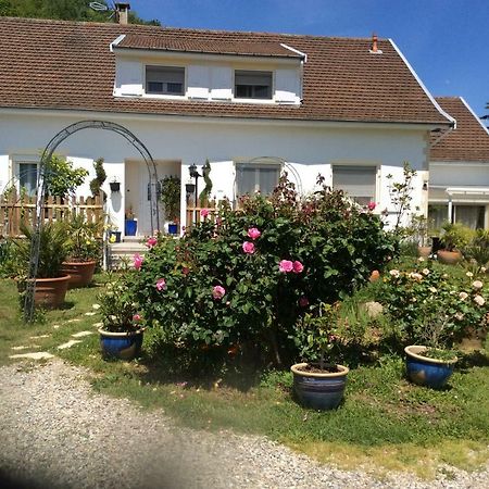 Gites Et Chambres D'Hotes Les Roses The Hauterives Εξωτερικό φωτογραφία