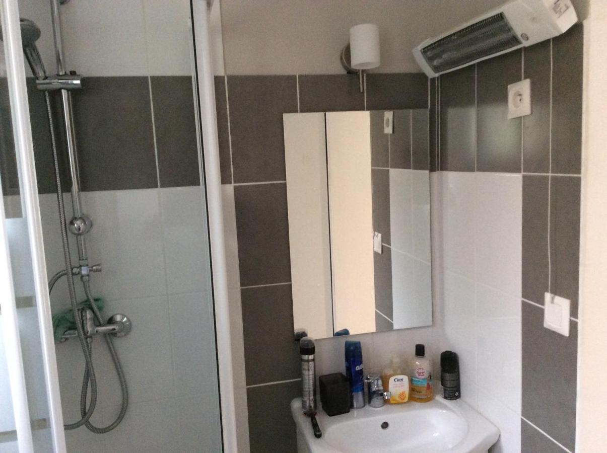 Gites Et Chambres D'Hotes Les Roses The Hauterives Εξωτερικό φωτογραφία